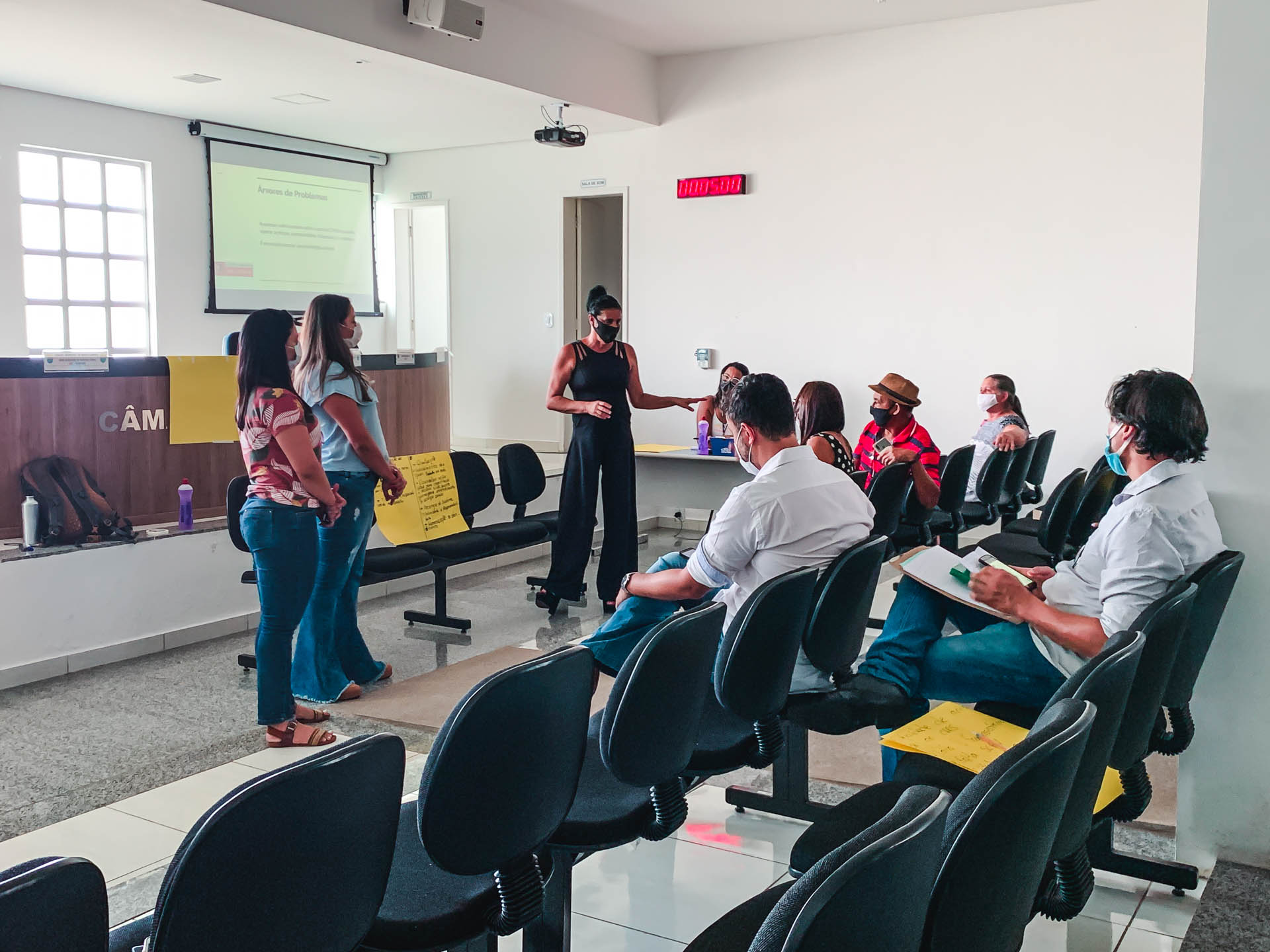 Câmara recebe o Conselho Municipal de Assistência Social de Mário Campos para capacitação dos novos conselheiros